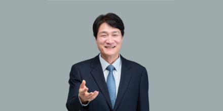 [인터뷰] 황주경, 잠수함의 토끼처럼…위험은 먼저 감지하고 해결은 정치로